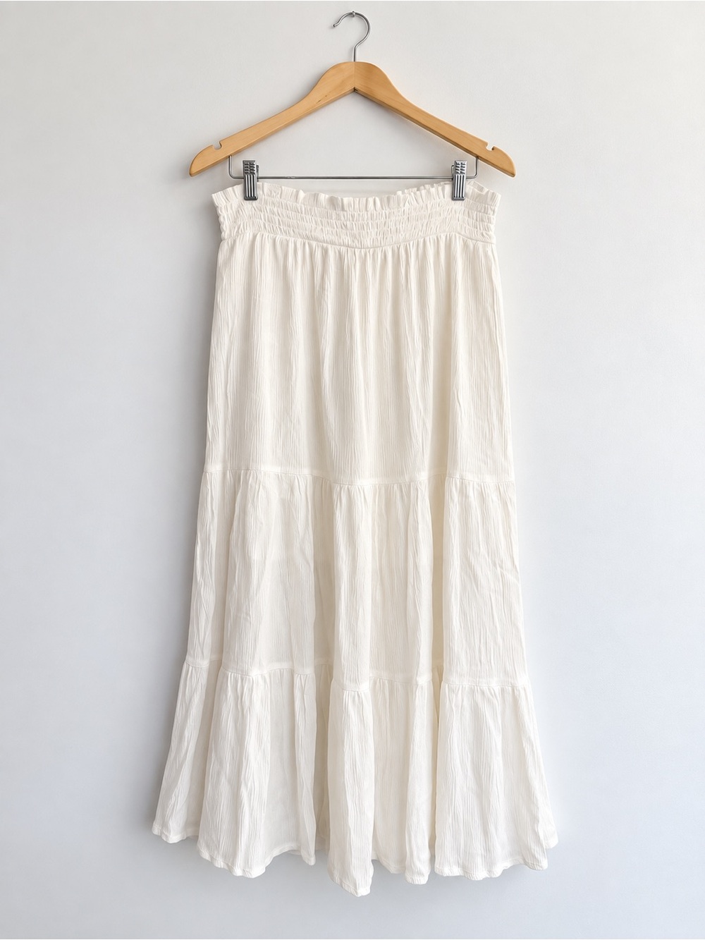 Ivy White Tiered Maxi Skirt – Size Large – NWT